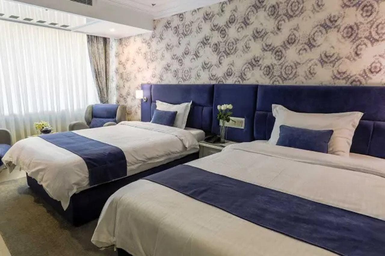 Simorgh Hotel