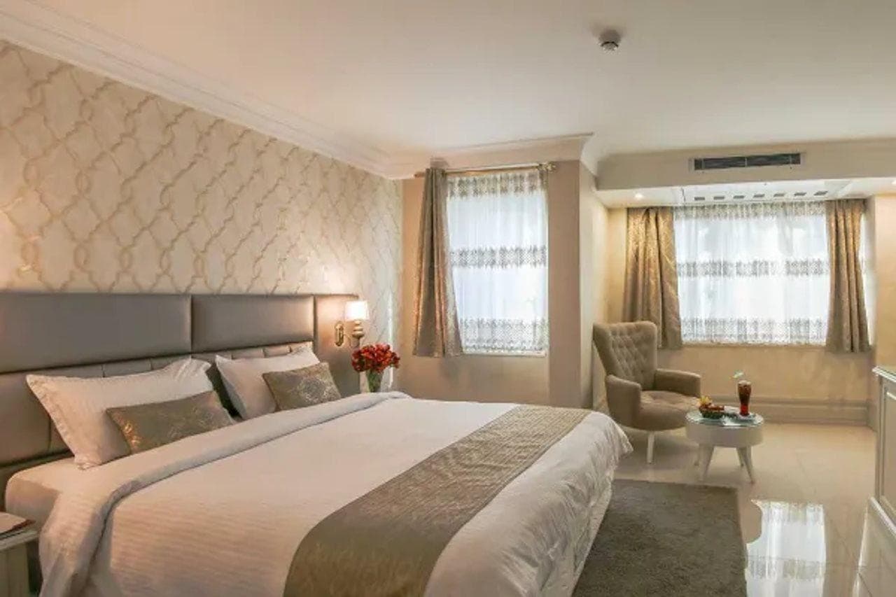 Simorgh Hotel