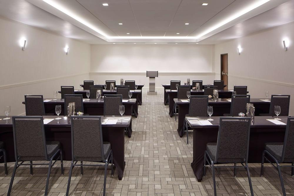 DoubleTree by Hilton Atlanta Perimeter Dunwoody