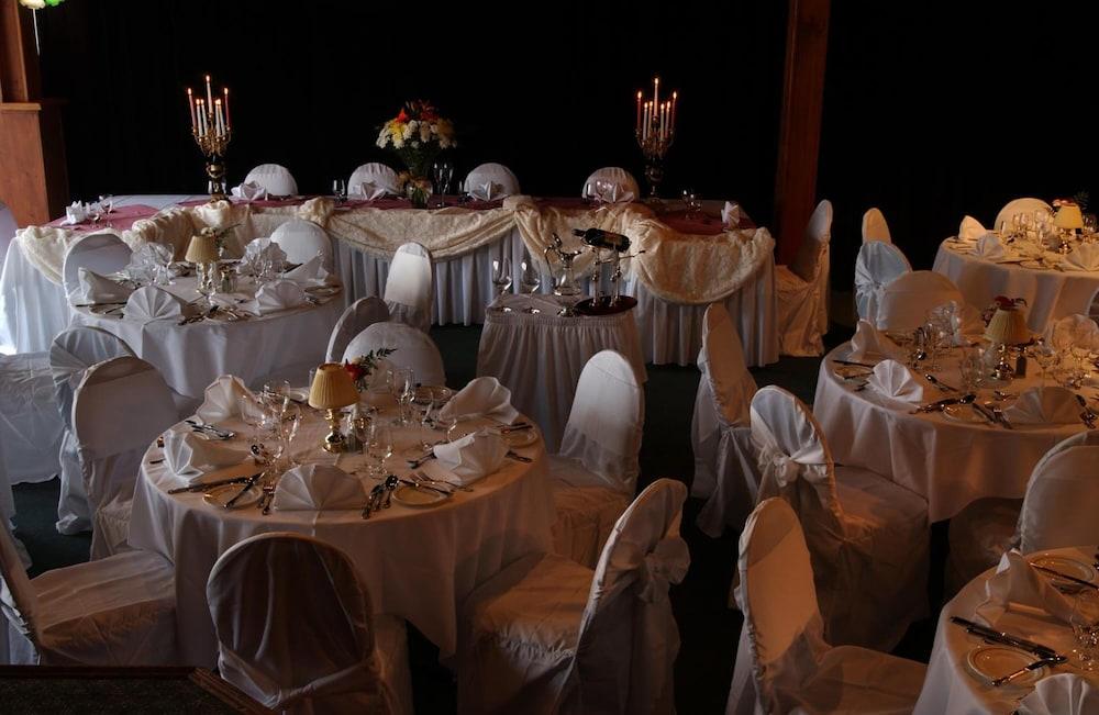 Auberge Lakeview Inn