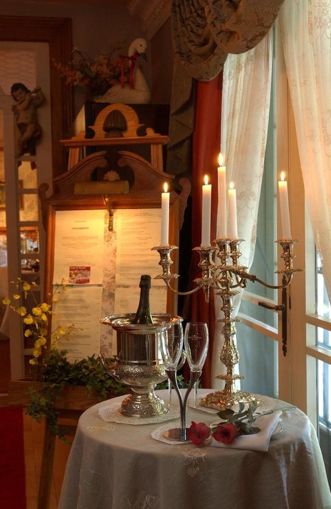 Auberge Lakeview Inn