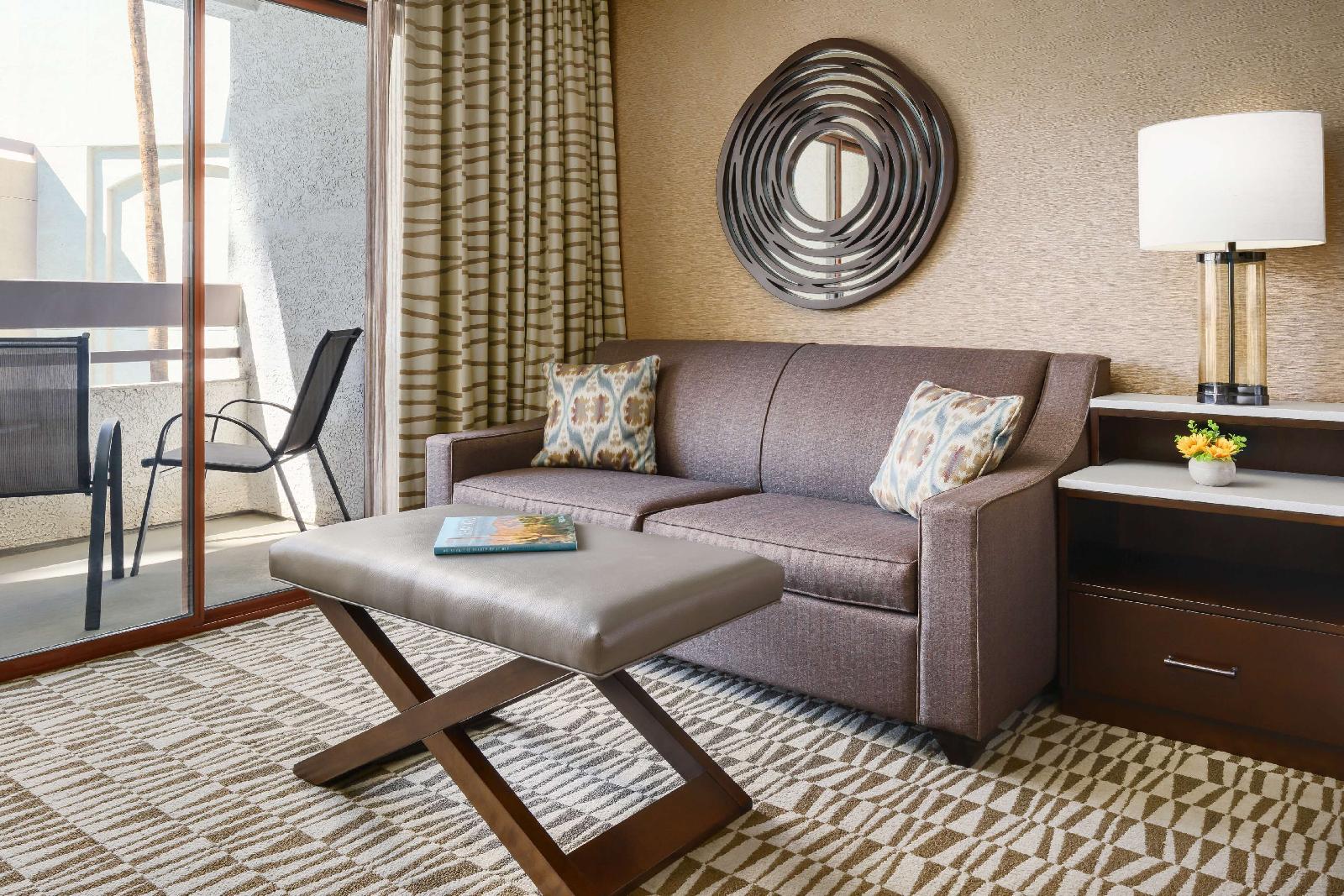 Hilton Phoenix Airport