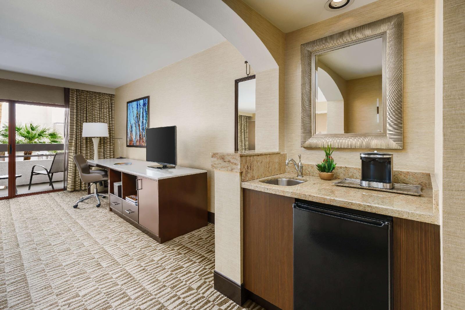Hilton Phoenix Airport