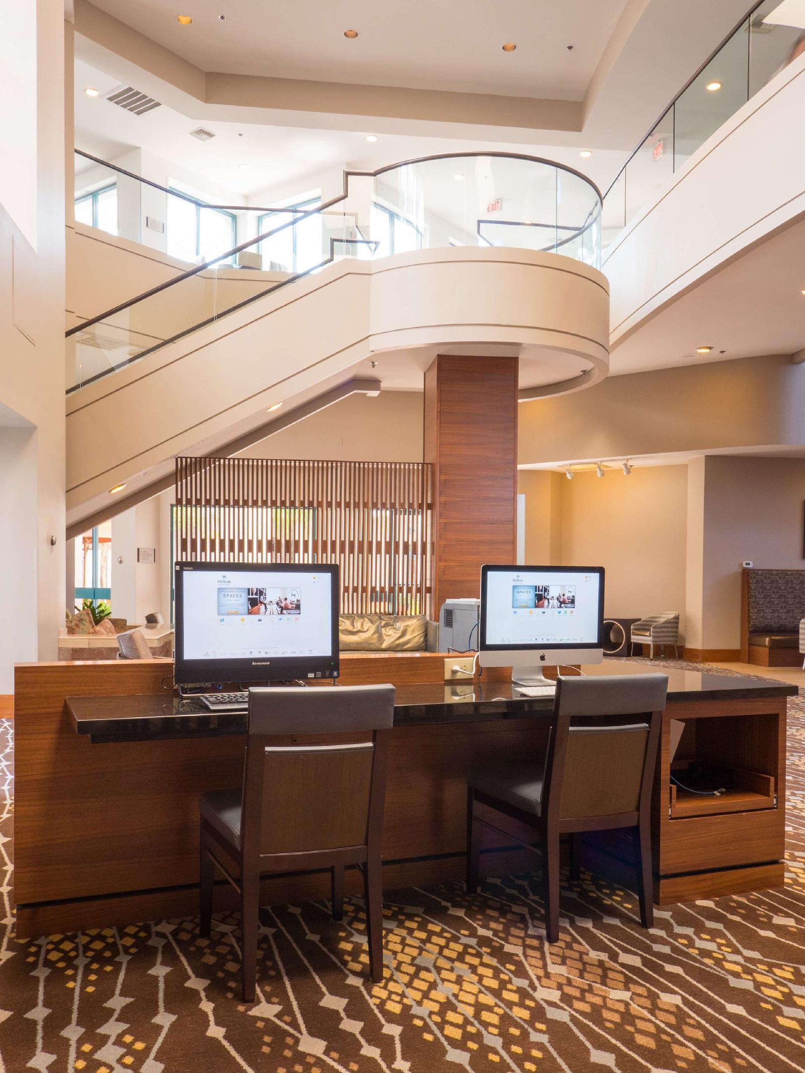 Hilton Phoenix Airport