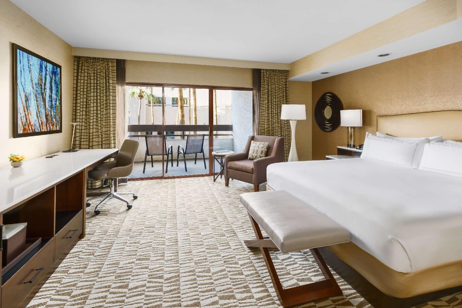 Hilton Phoenix Airport
