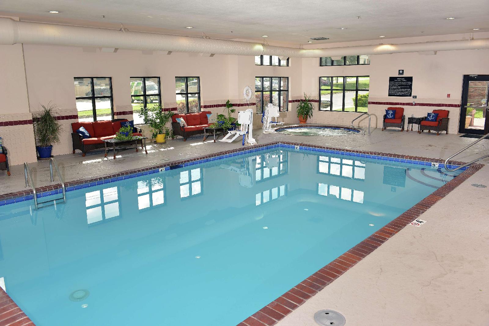 Hampton Inn & Suites Springfield
