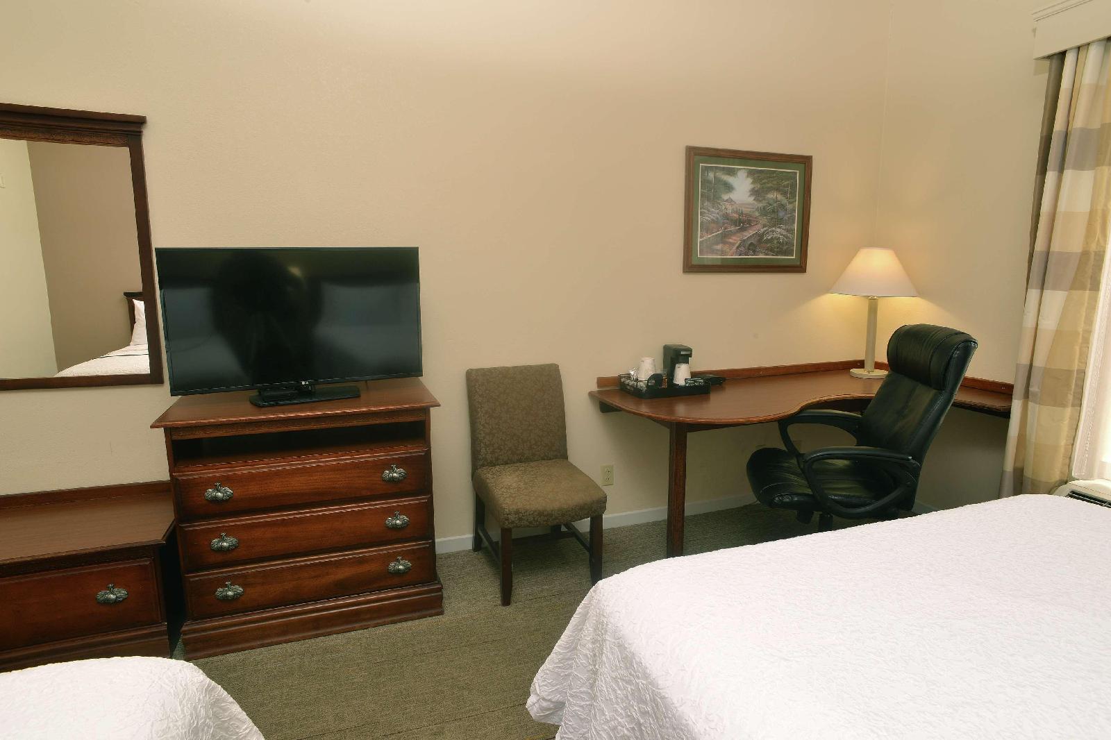 Hampton Inn & Suites Springfield
