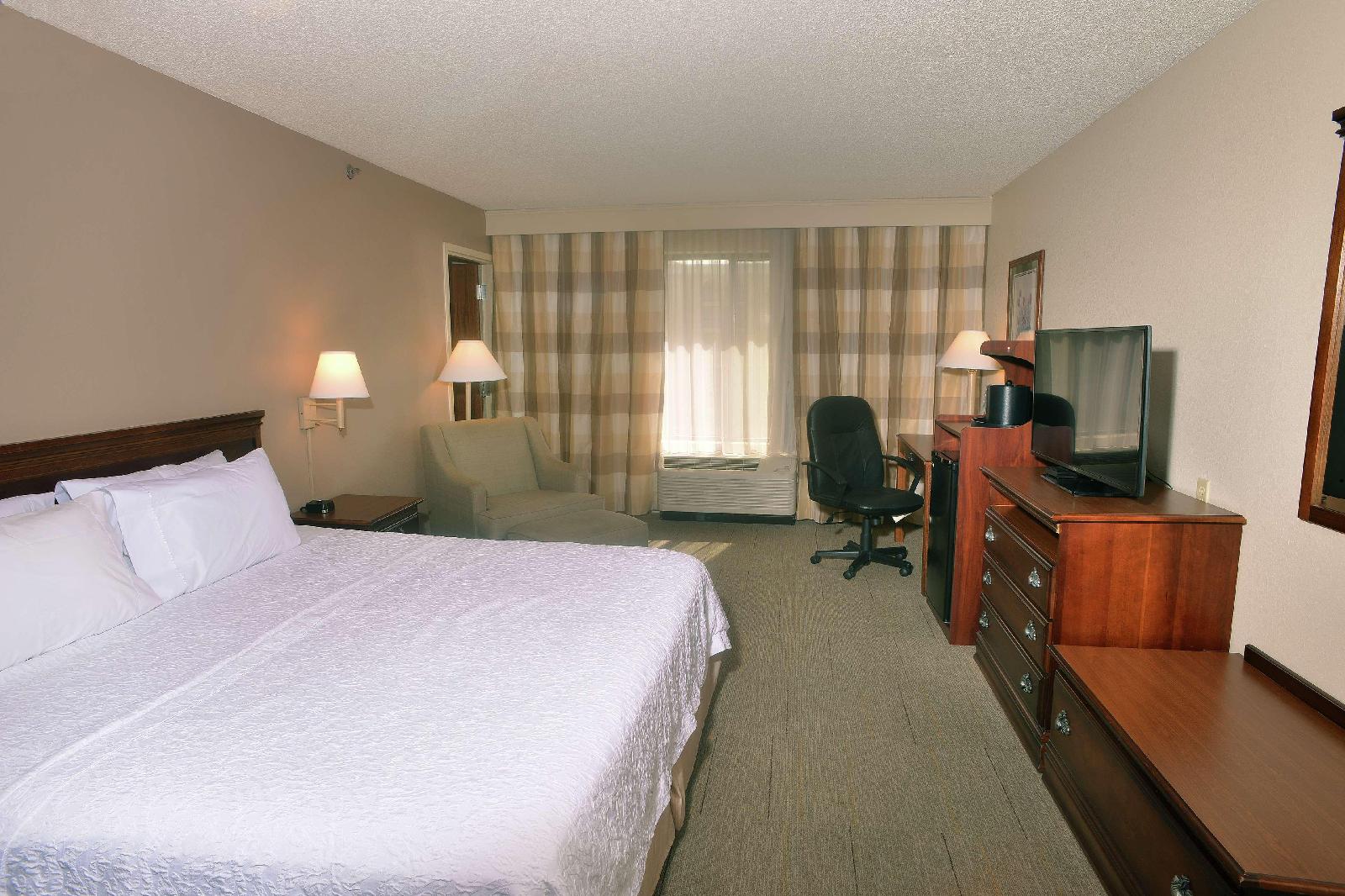 Hampton Inn & Suites Springfield