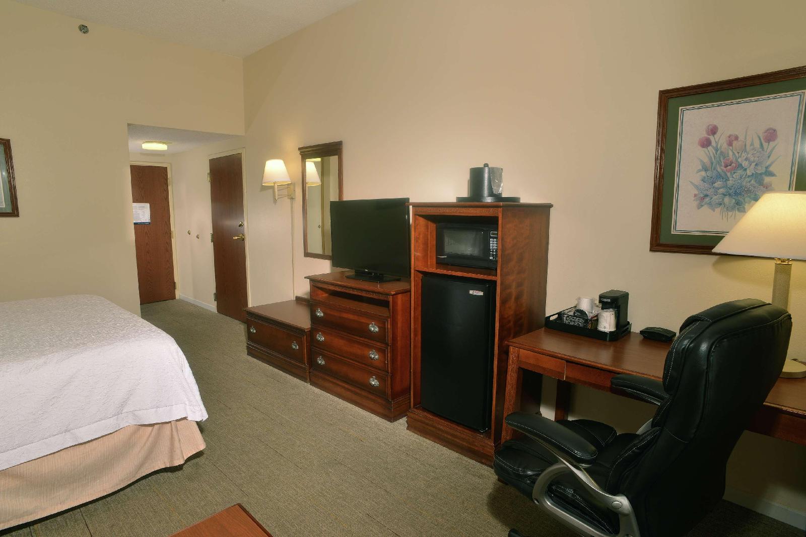 Hampton Inn & Suites Springfield