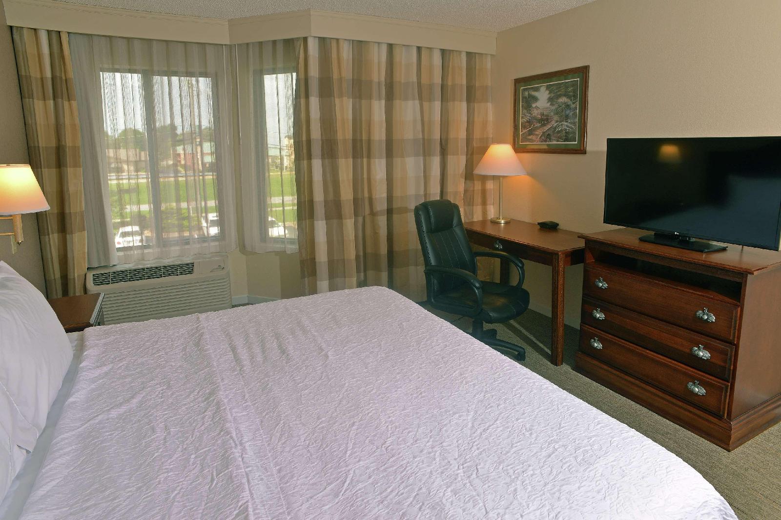 Hampton Inn & Suites Springfield
