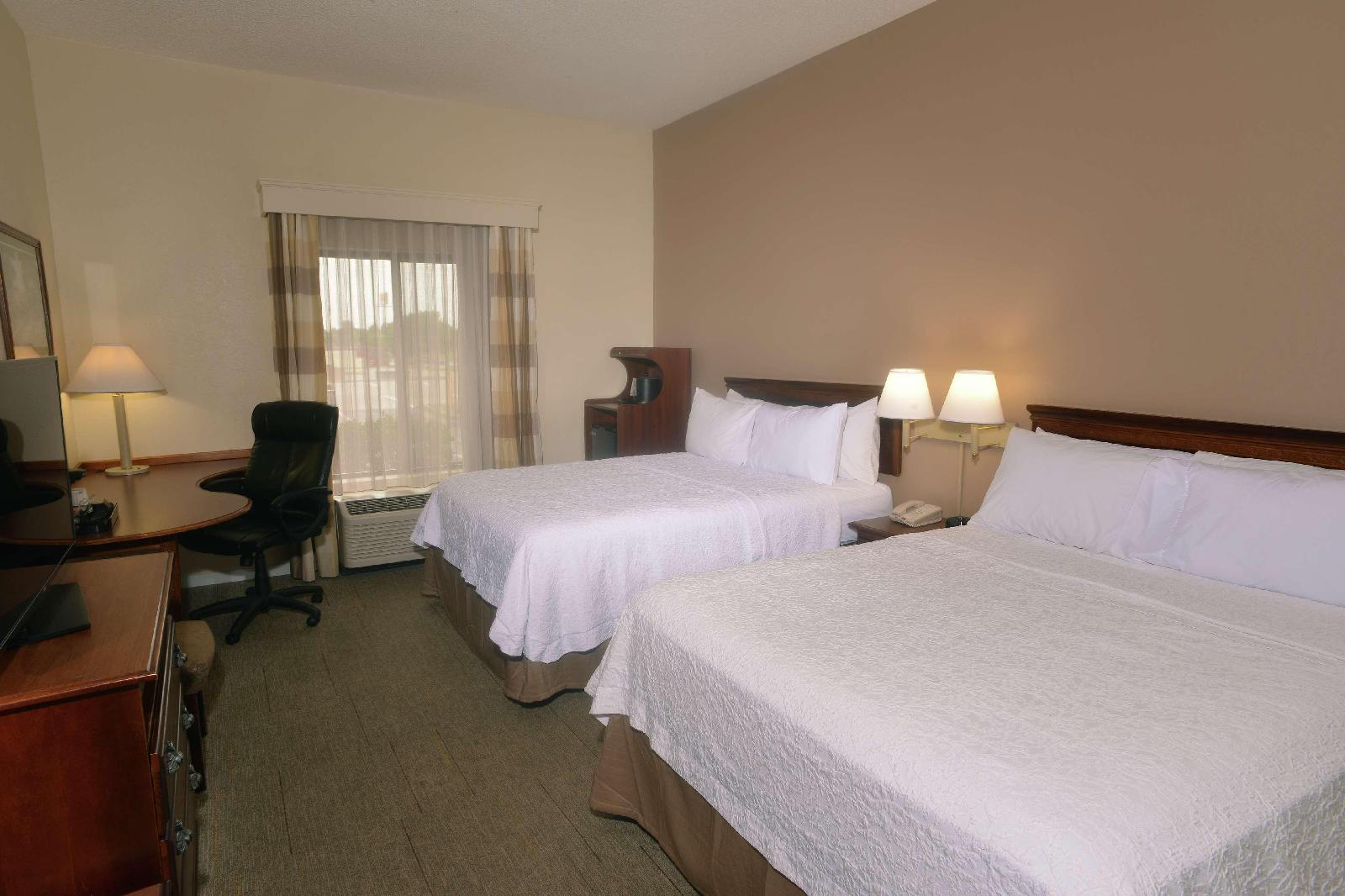Hampton Inn & Suites Springfield