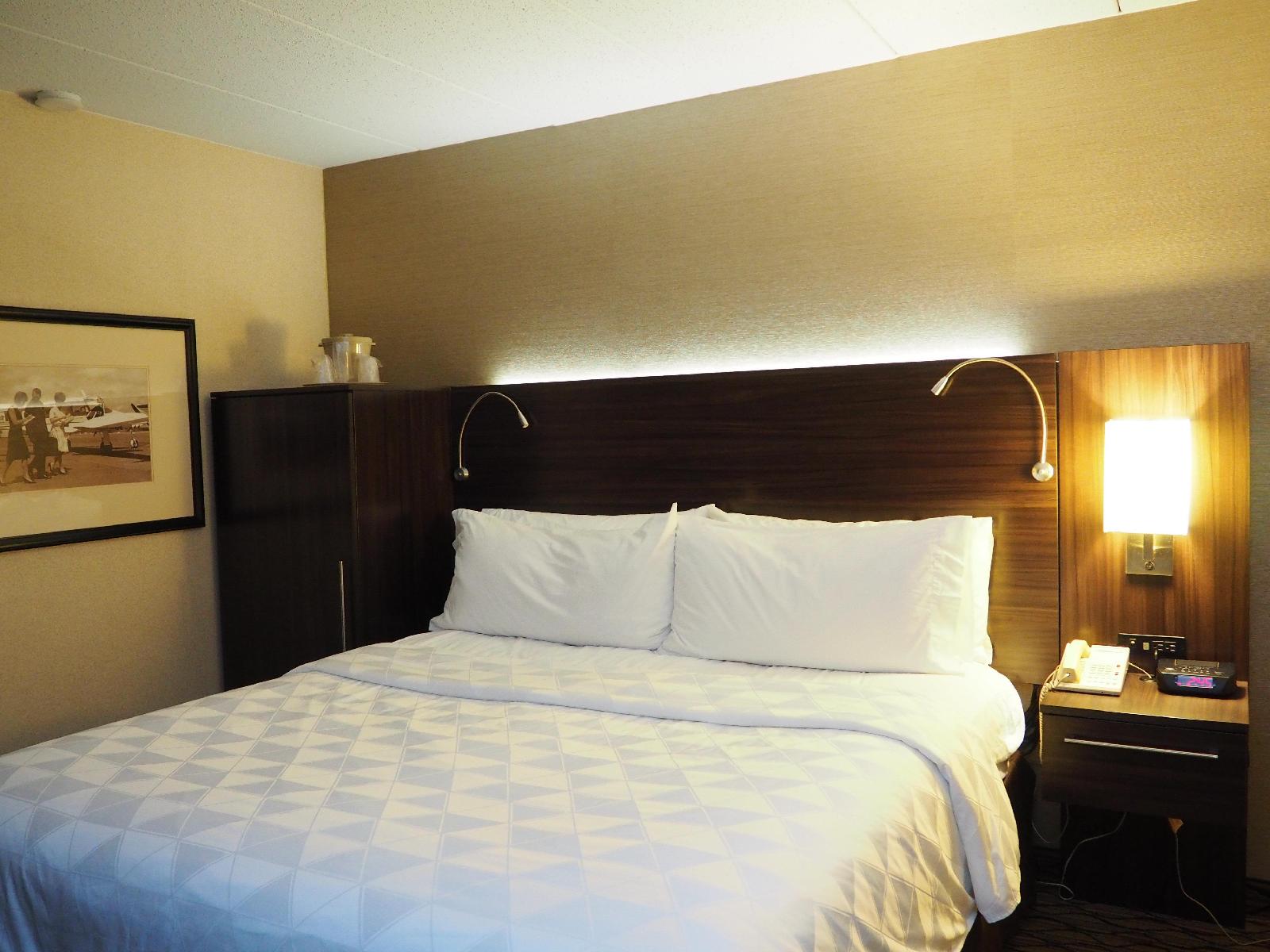 Riverside Plaza Hotel