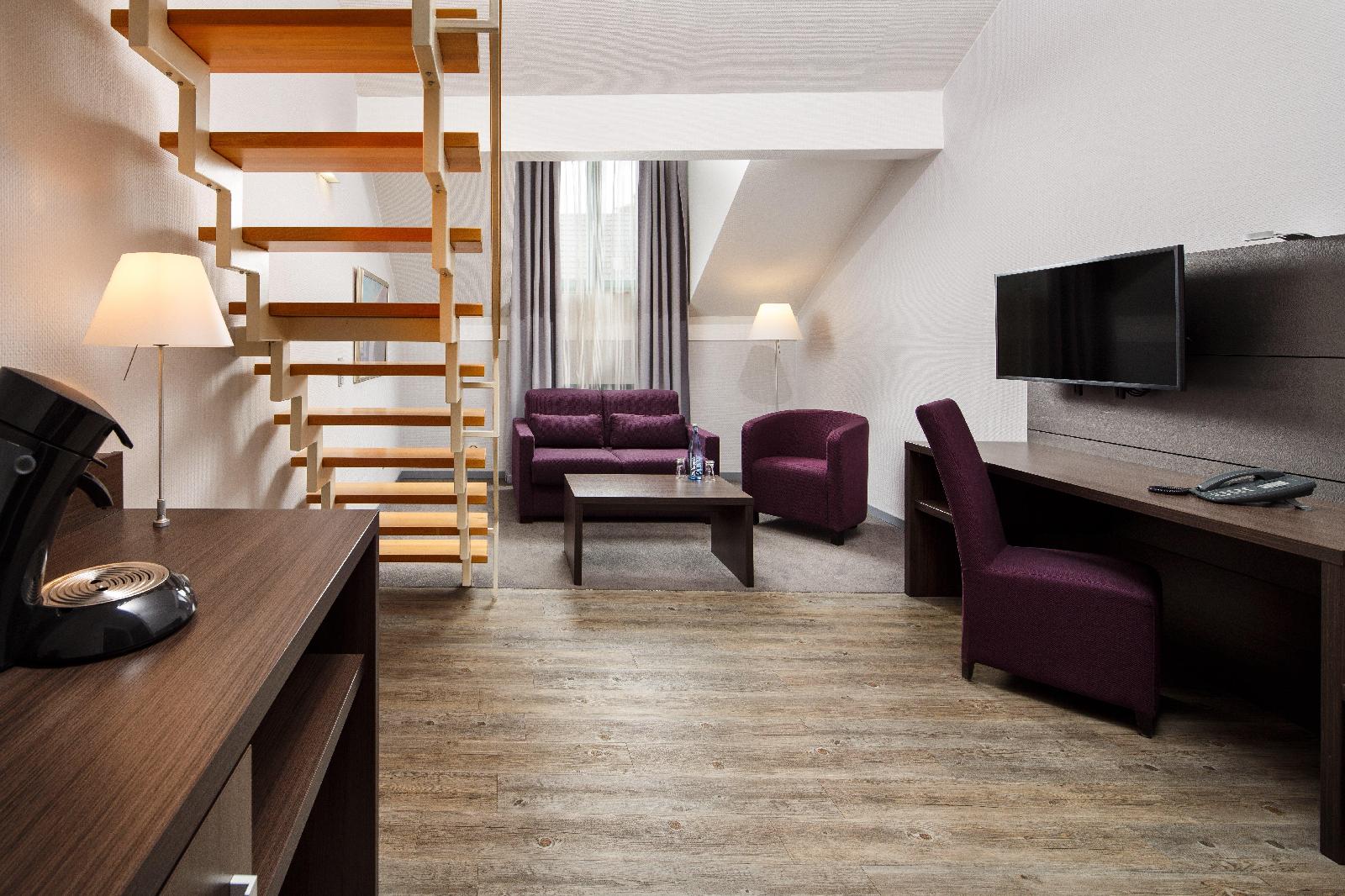 Holiday Inn Dusseldorf - Hafen