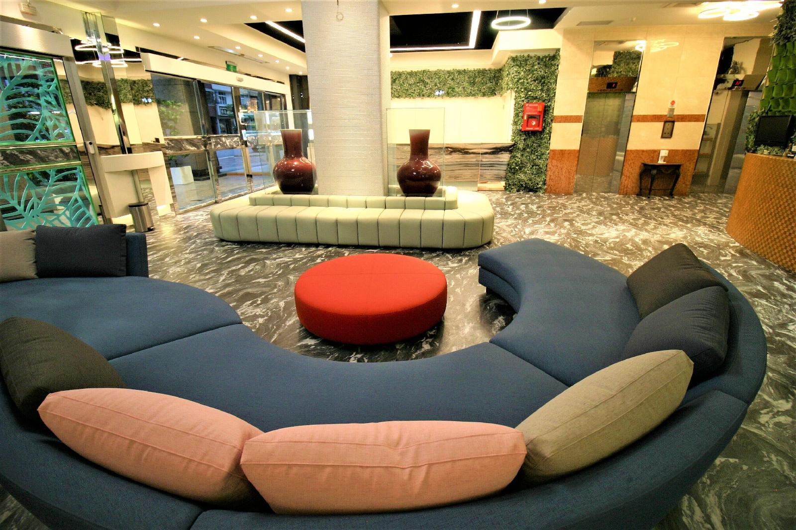 Ahotel