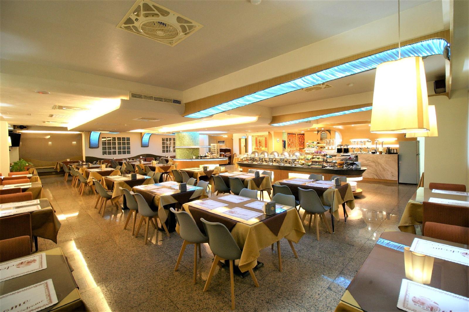 Ahotel