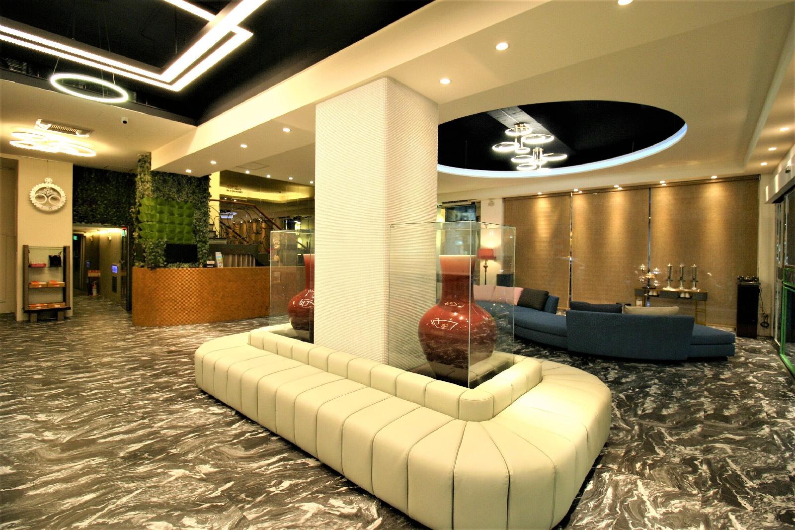 Ahotel