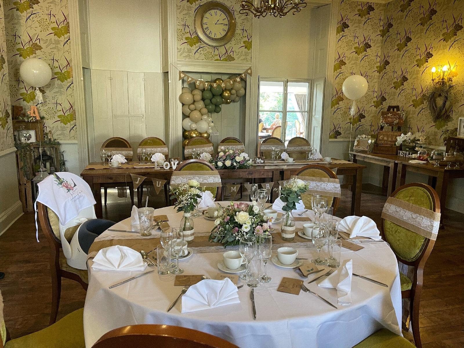 Riverside House Hotel