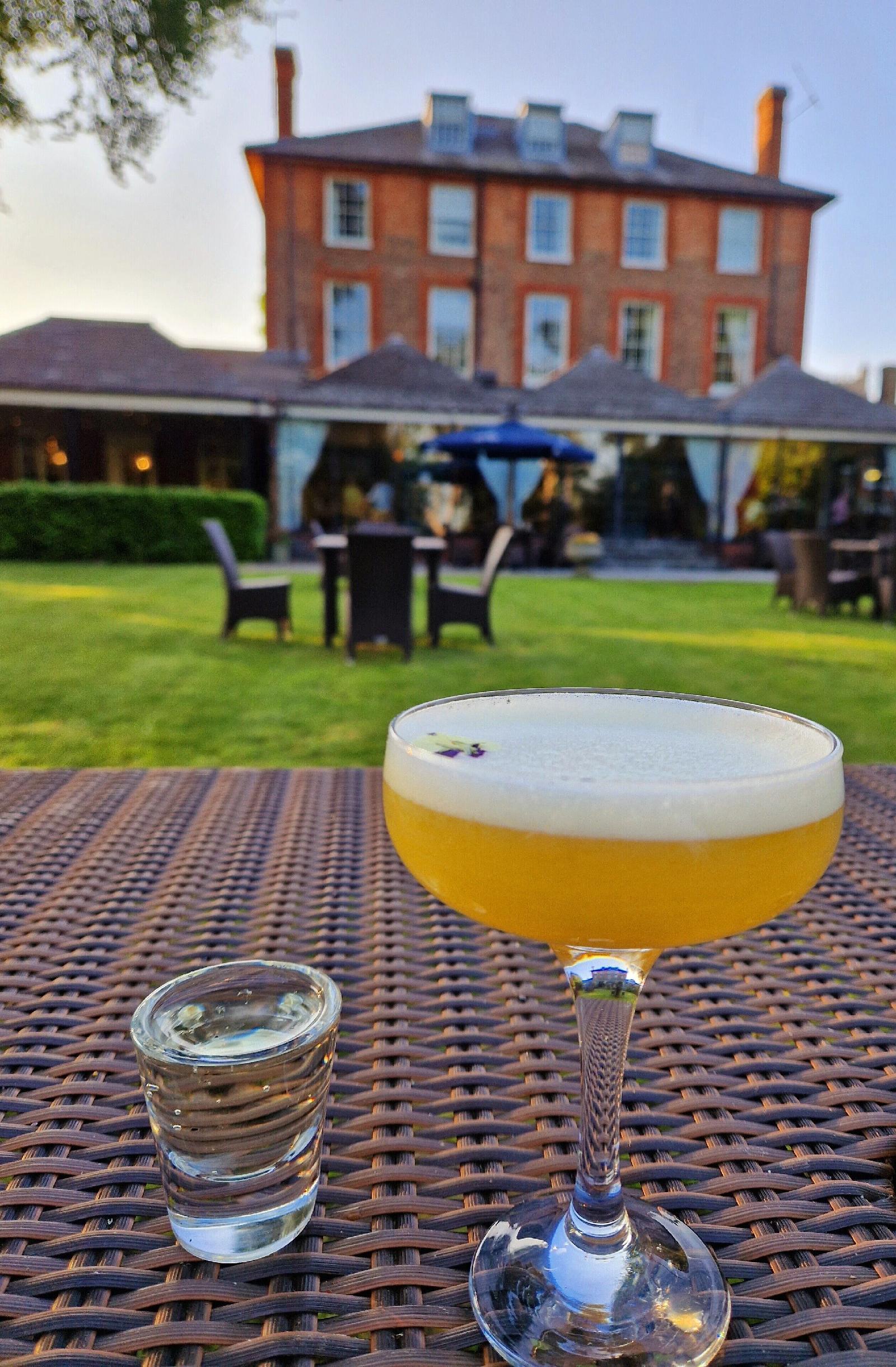 Riverside House Hotel