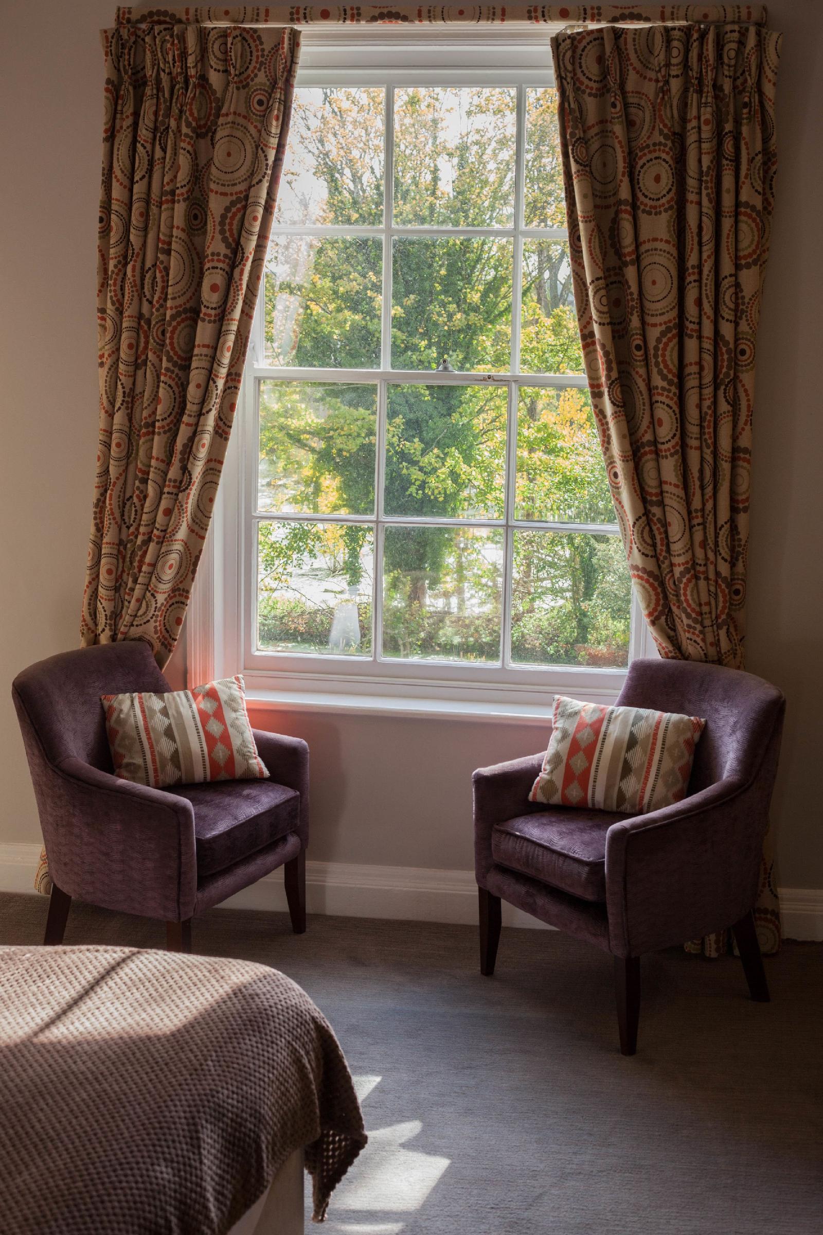 Riverside House Hotel