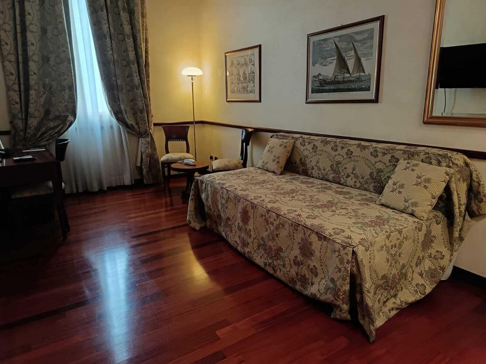 Phi Hotel Dei Medaglioni