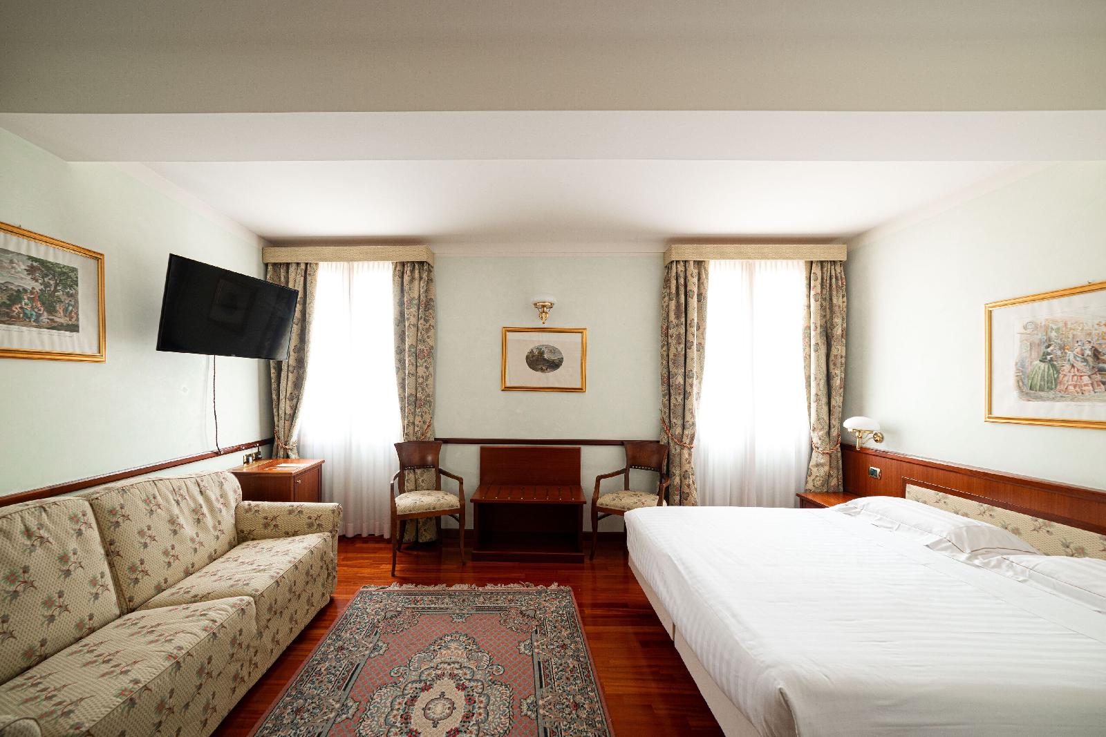 Phi Hotel Dei Medaglioni