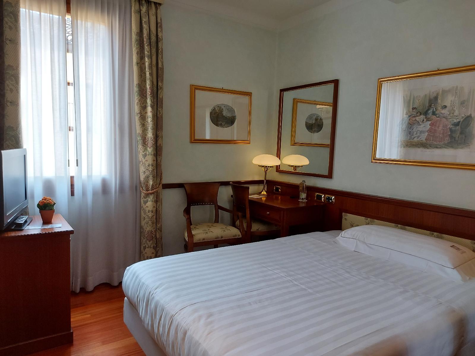 Phi Hotel Dei Medaglioni