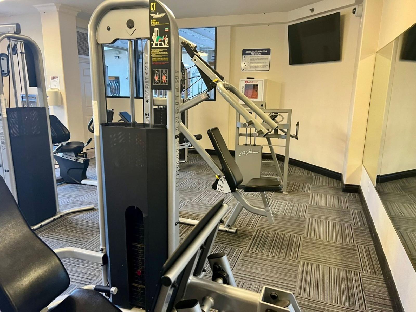 Jockey Resort Suites Center Strip