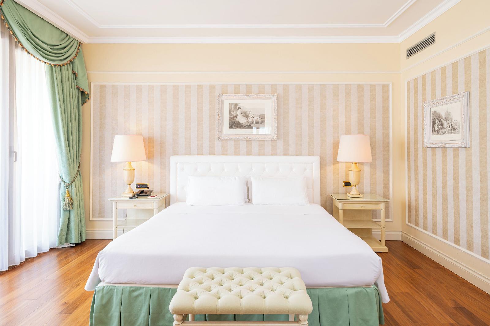 Royal Hotel Carlton
