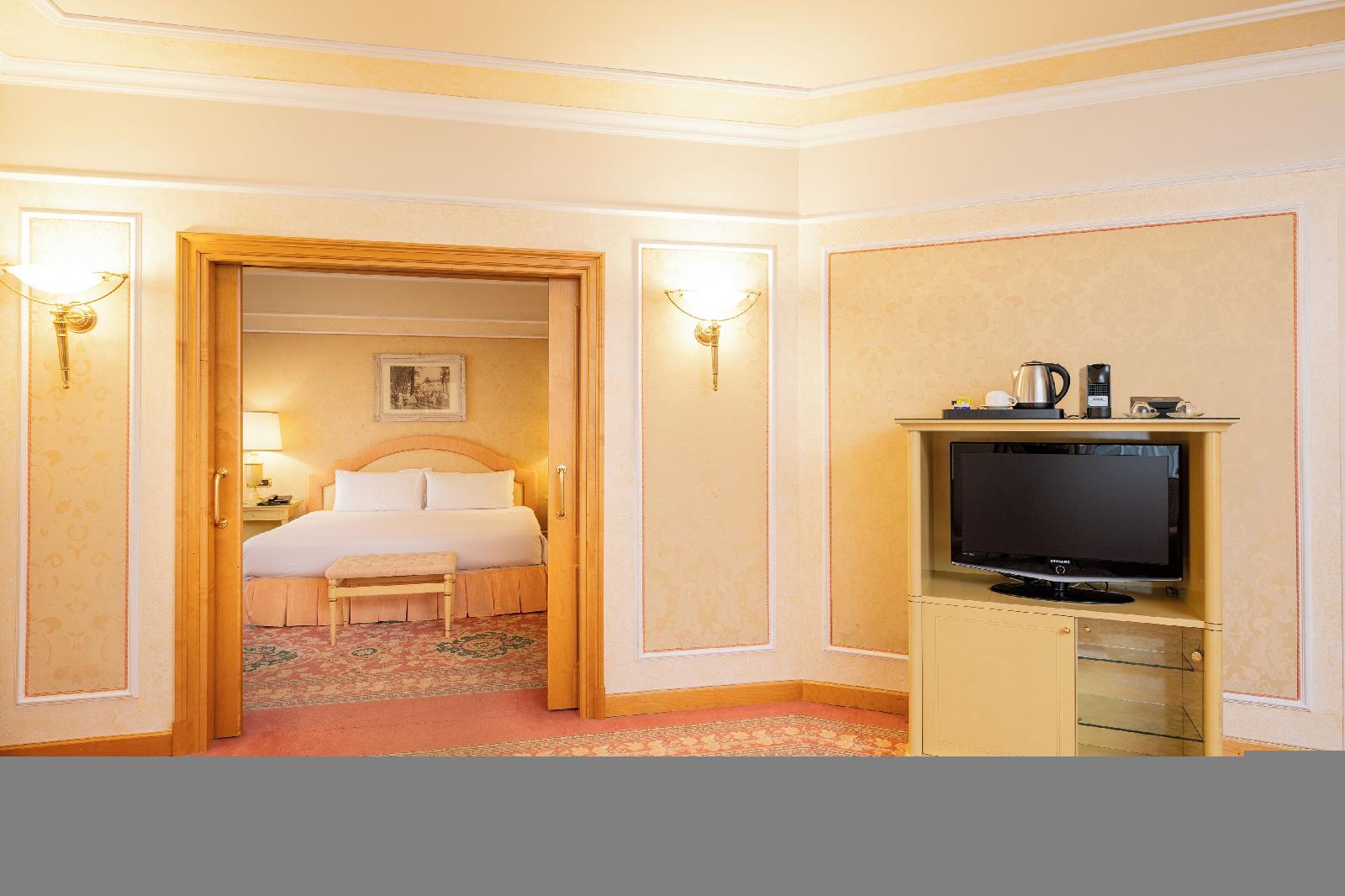 Royal Hotel Carlton