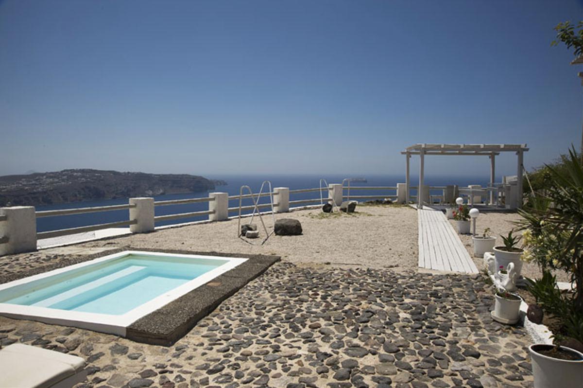 Artemis Suites