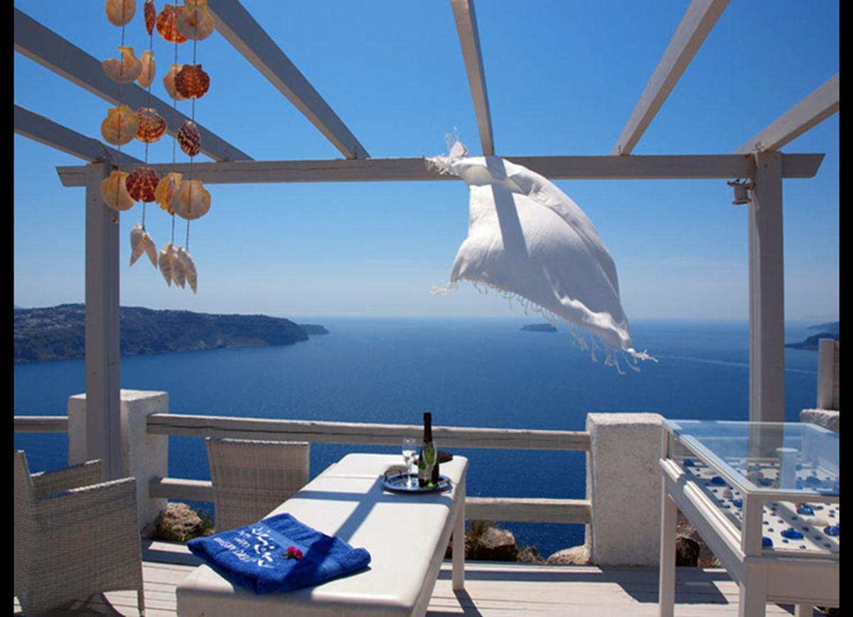 Artemis Suites