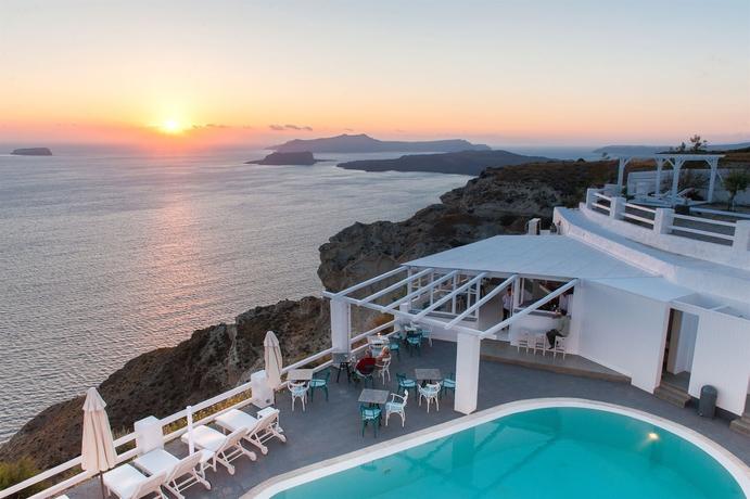 Artemis Suites