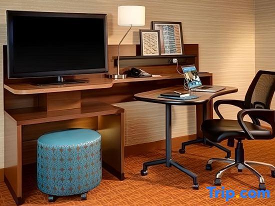 Fairfield Inn & Suites by Marriott Cape Cod Hyannis
