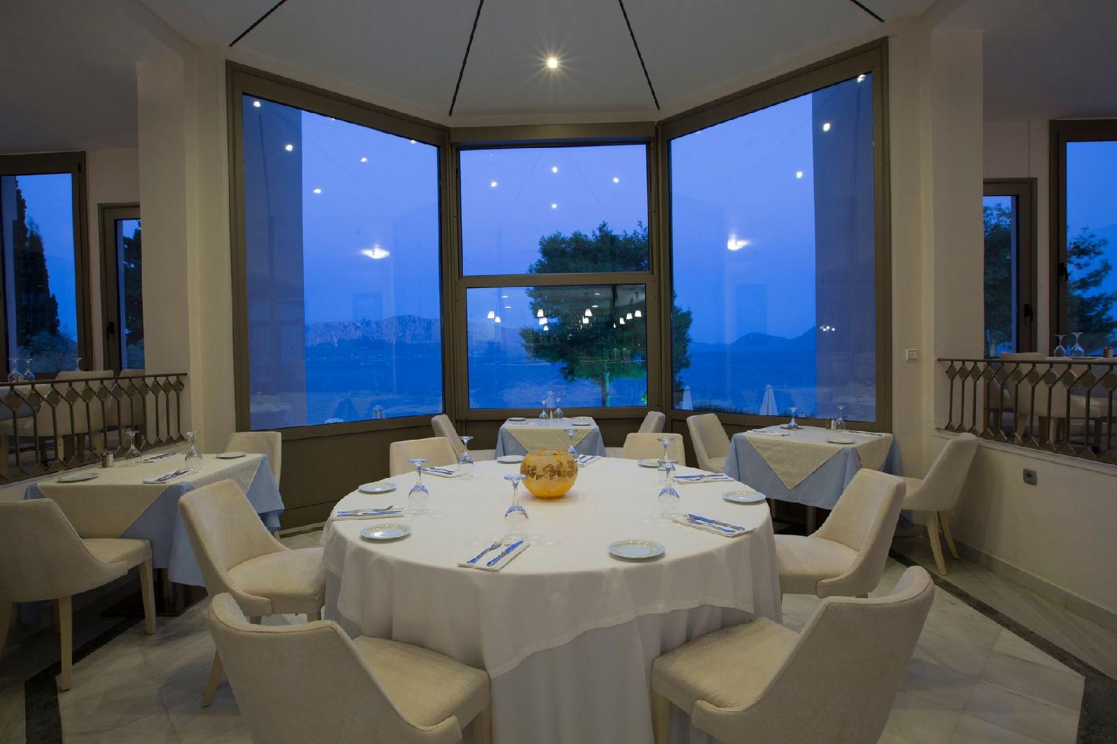 Porto Galini Seaside Resort & Spa