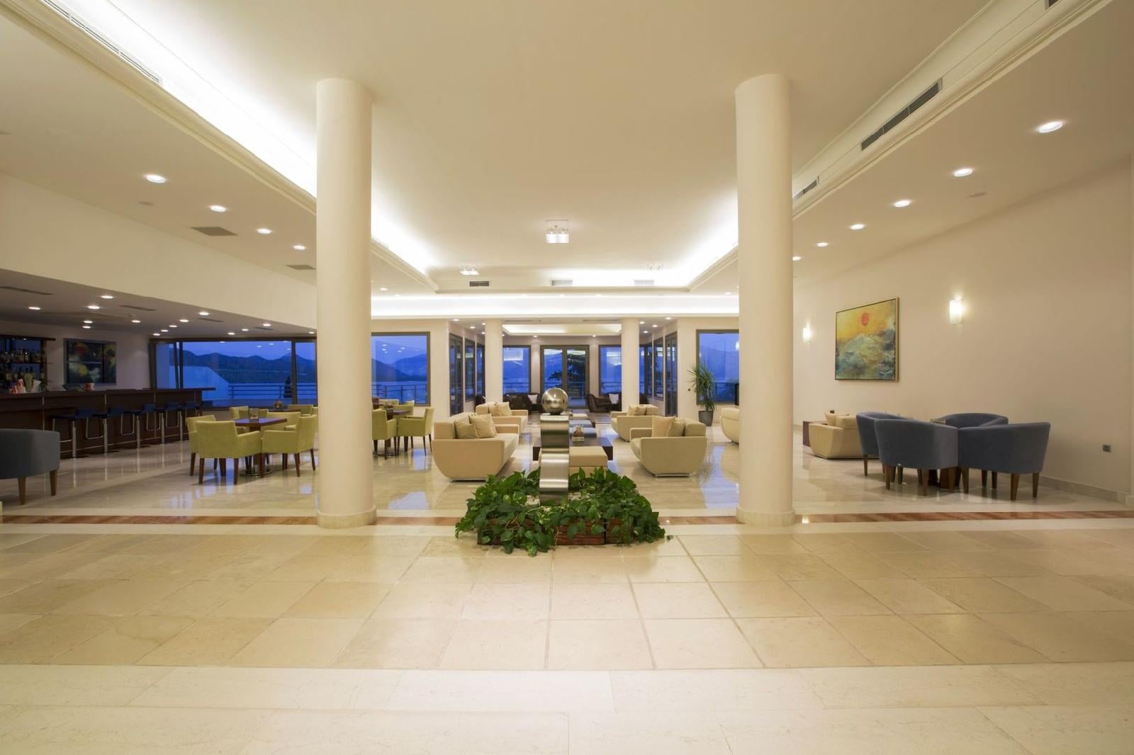 Porto Galini Seaside Resort & Spa