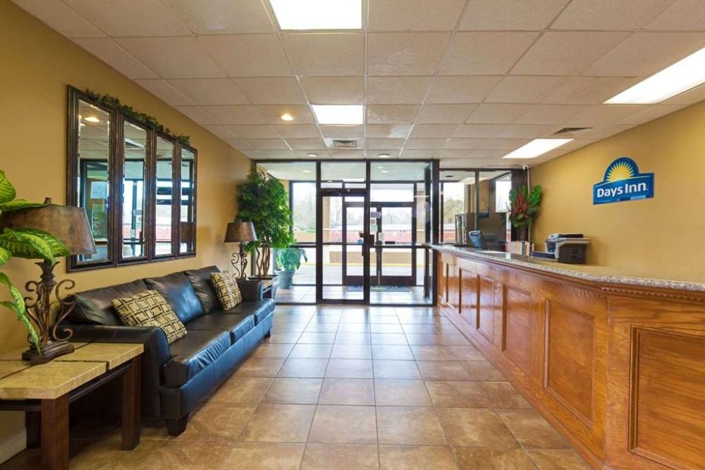 Days Inn Lafayette/University