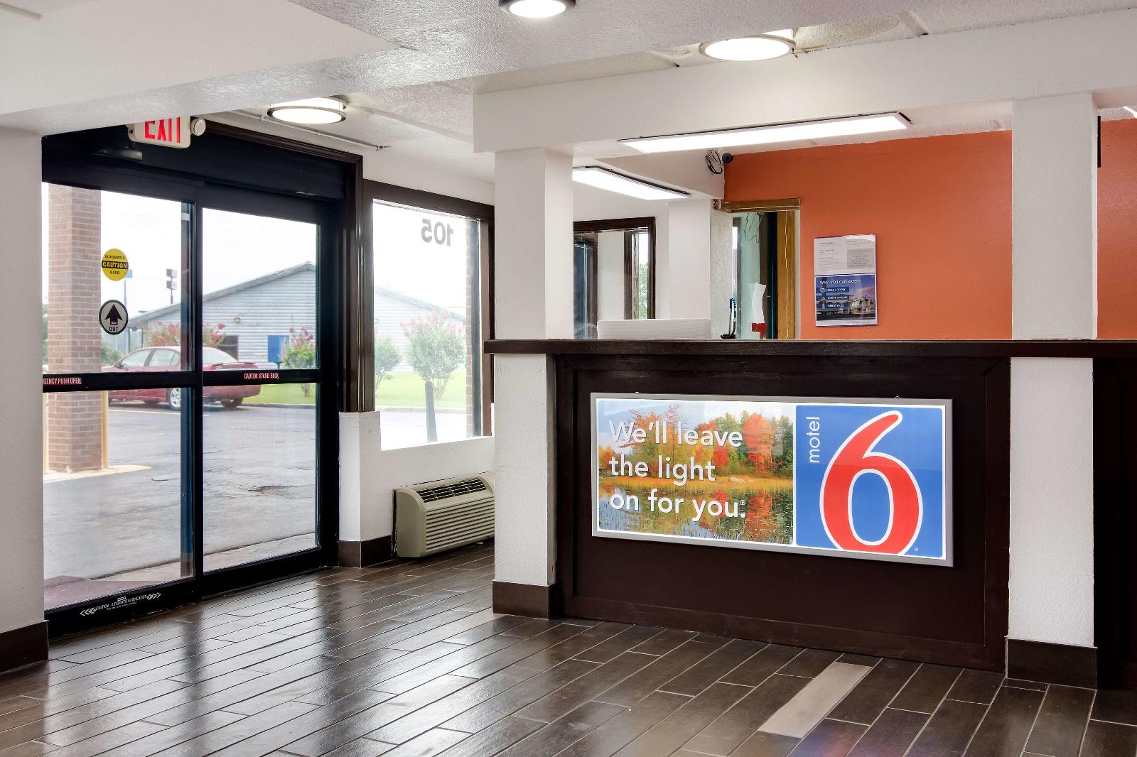 Motel 6 Macon
