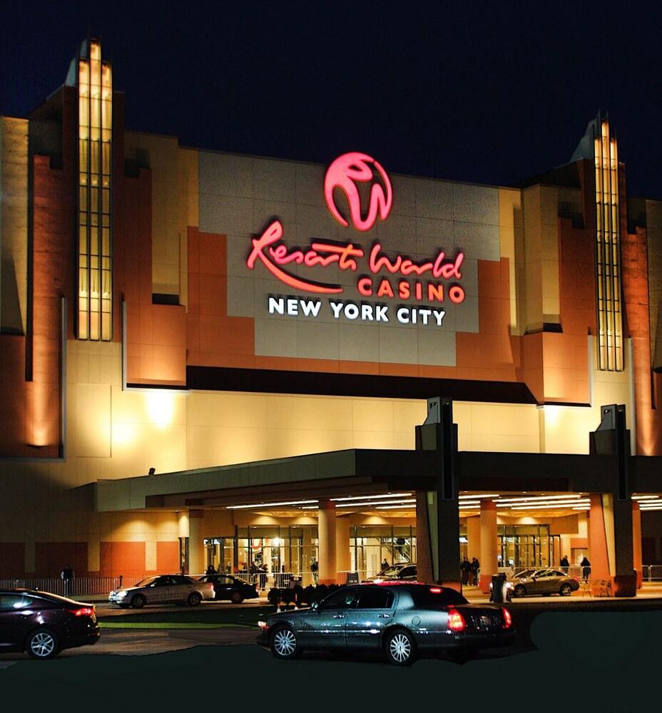 Holiday Inn Express New York JFK Airport Area