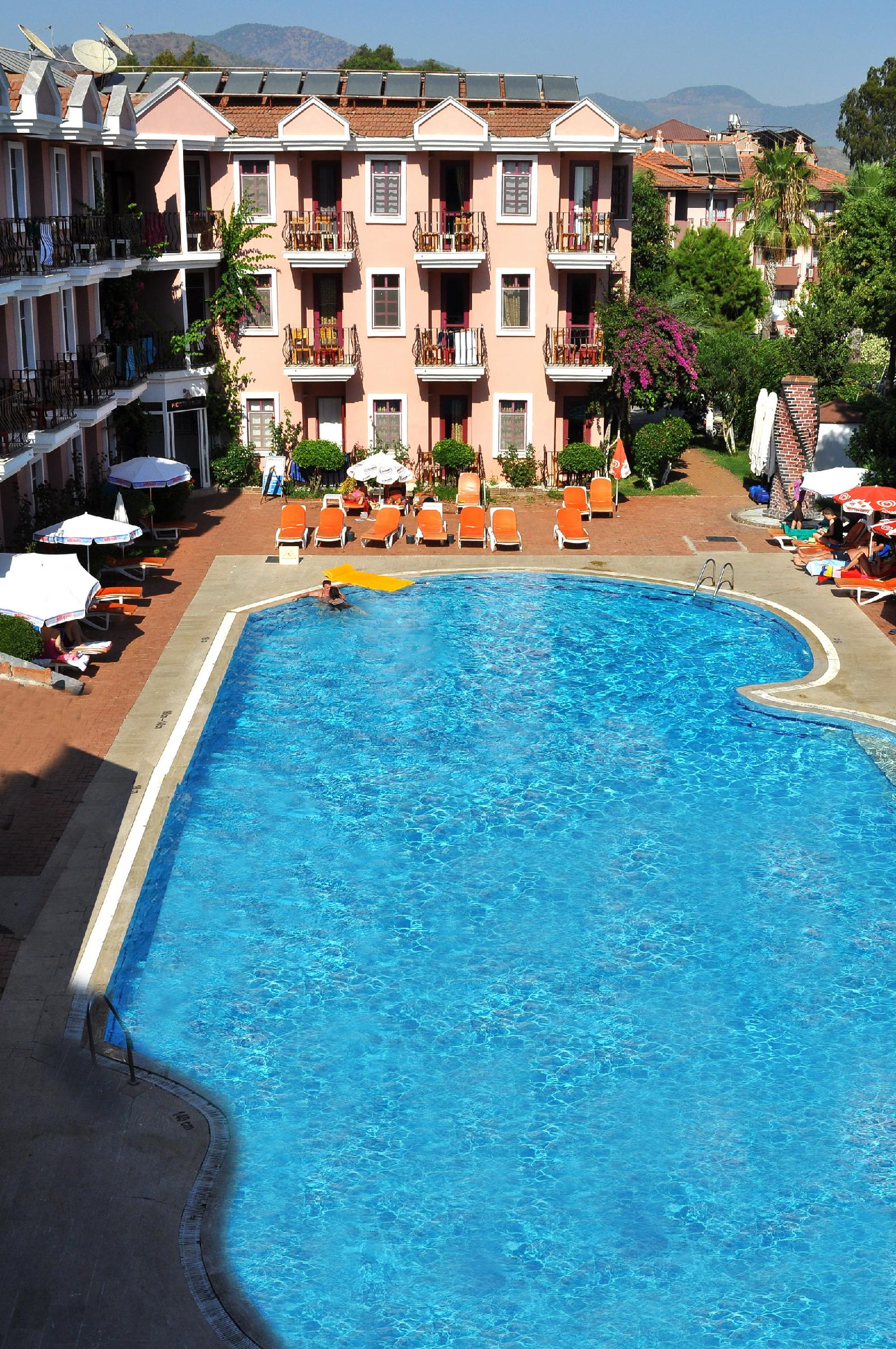 Gunes Hotel