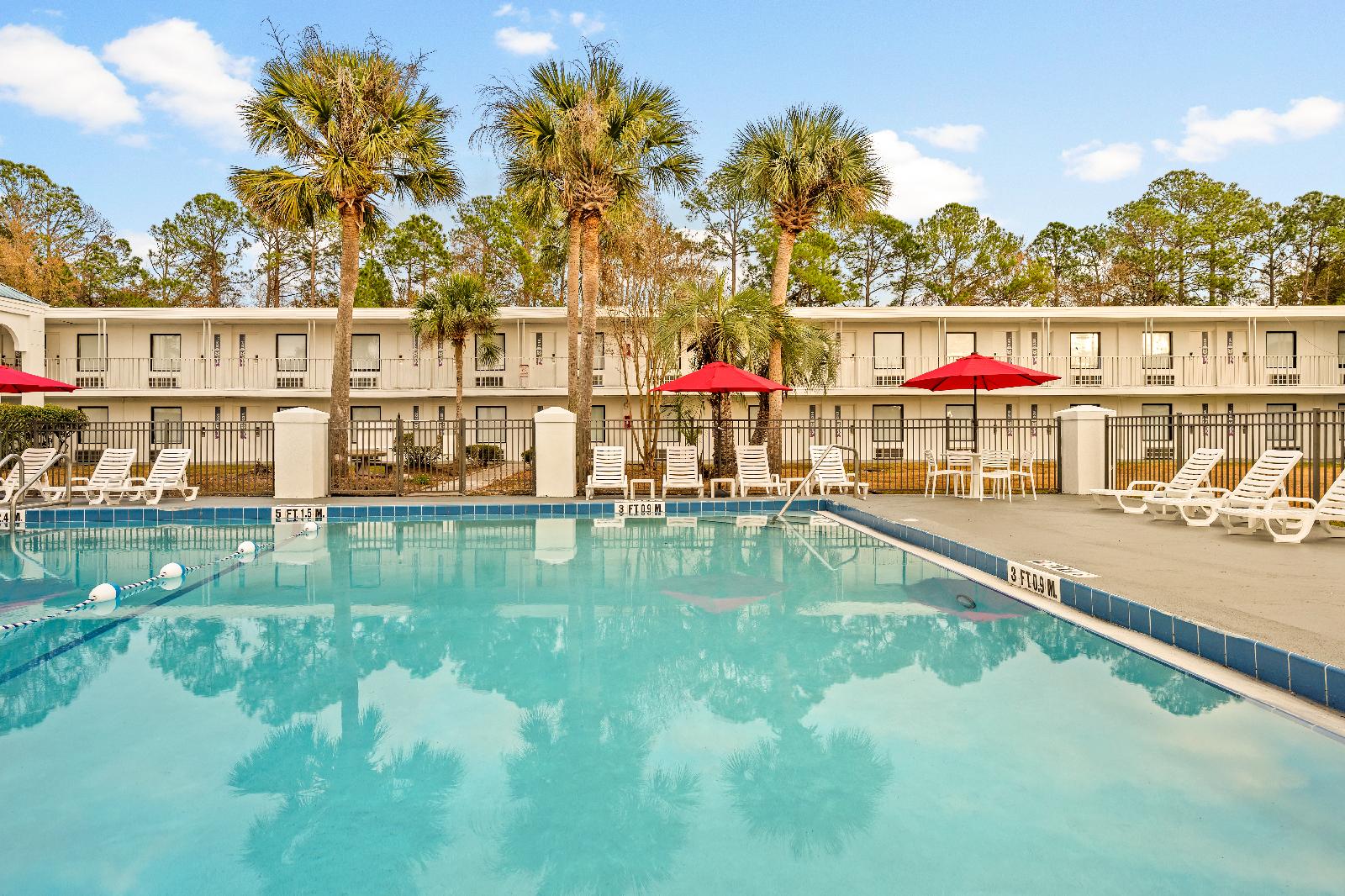 Baymont by Wyndham Jacksonville Airport
