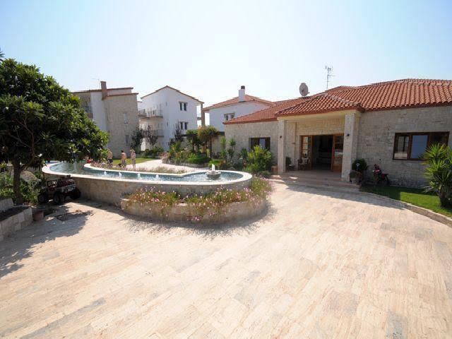 Hotel Nostos