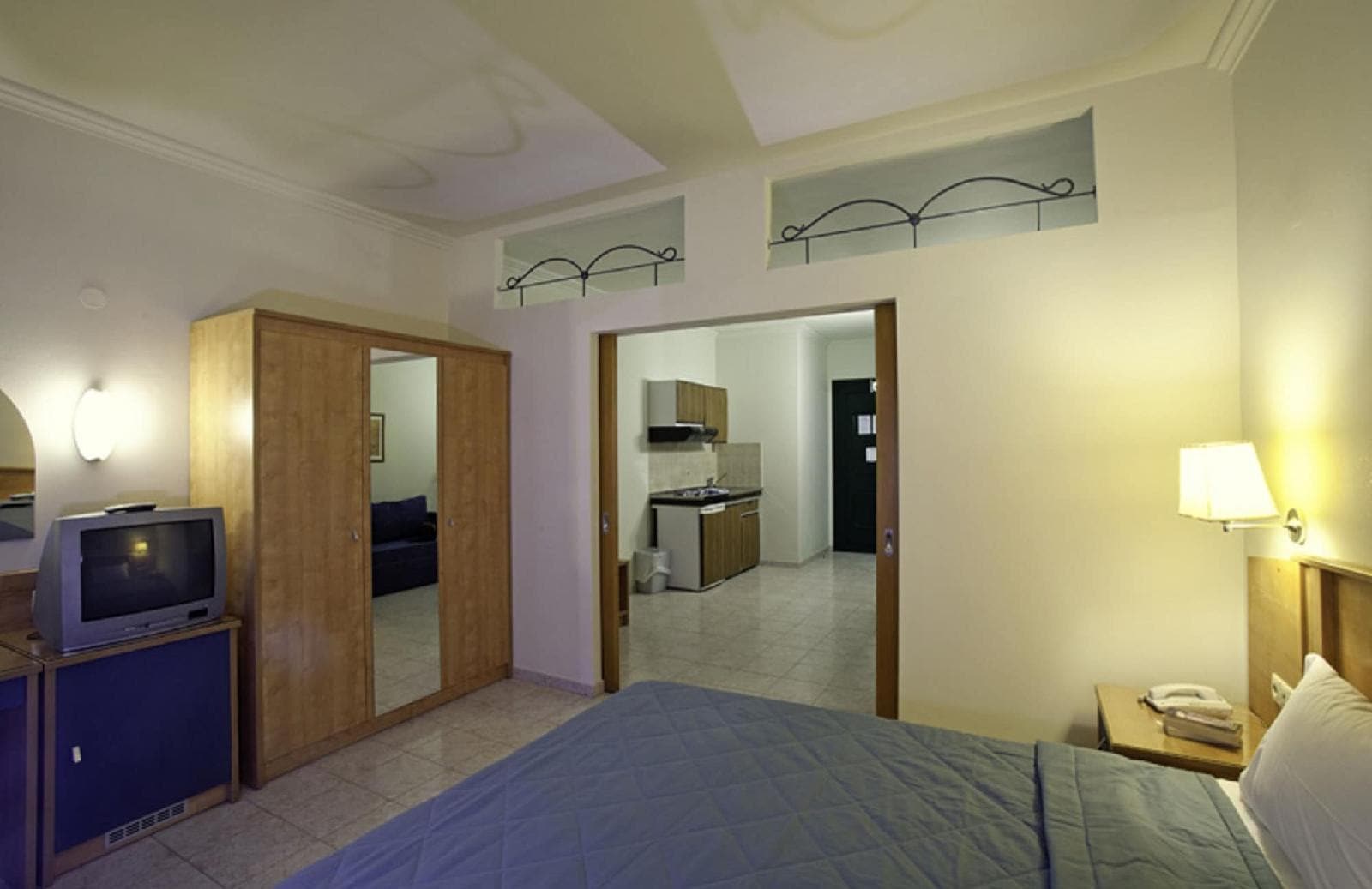 Pefkos Beach Hotel