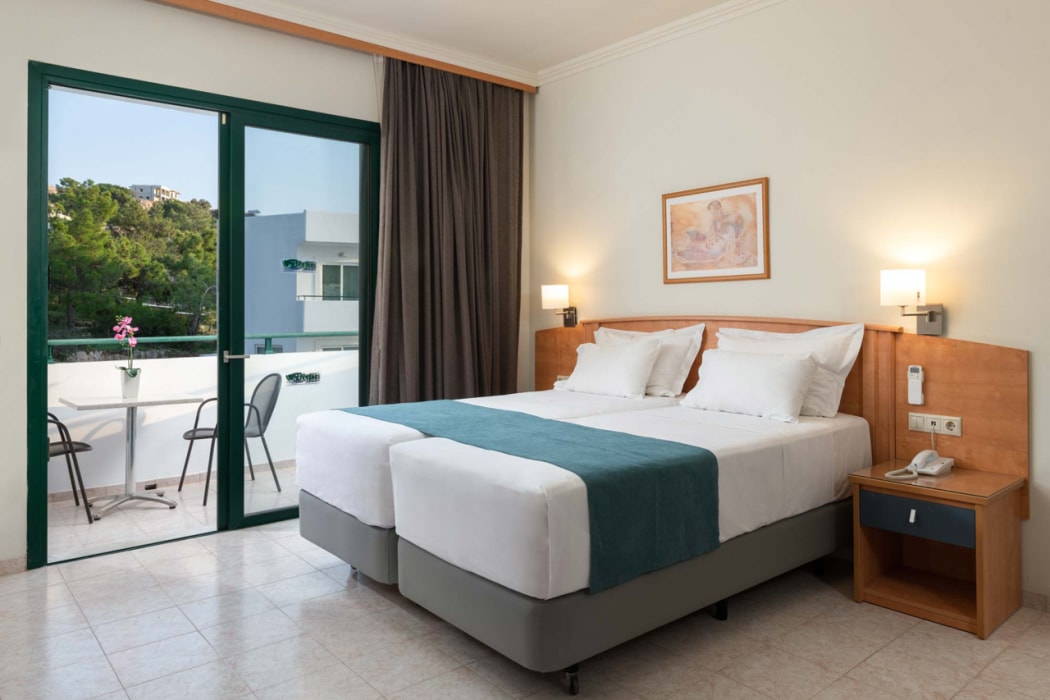 Pefkos Beach Hotel