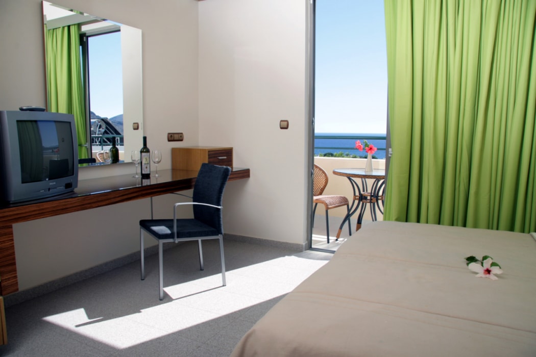 Pefkos Beach Hotel
