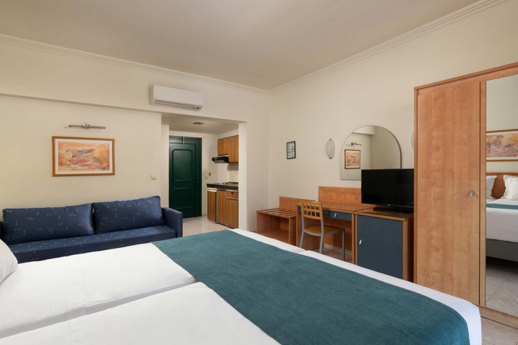 Pefkos Beach Hotel