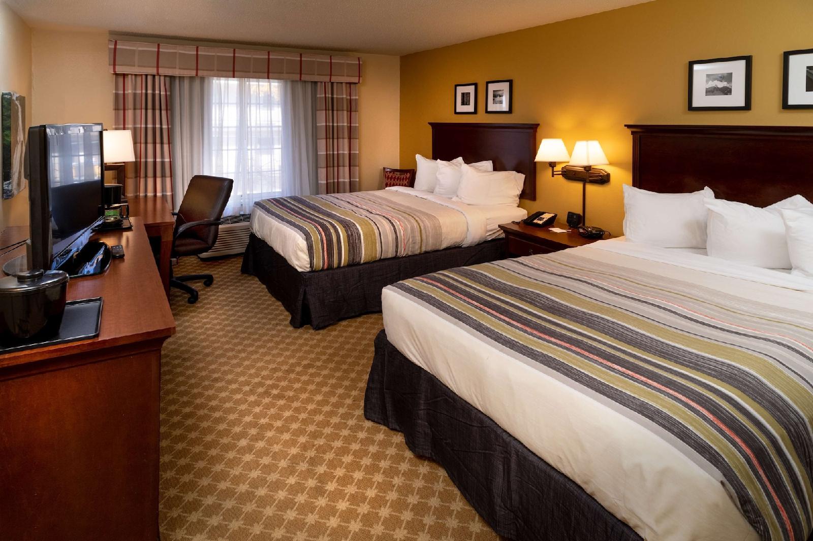 Country Inn & Suites by Radisson, Charleston South, WV