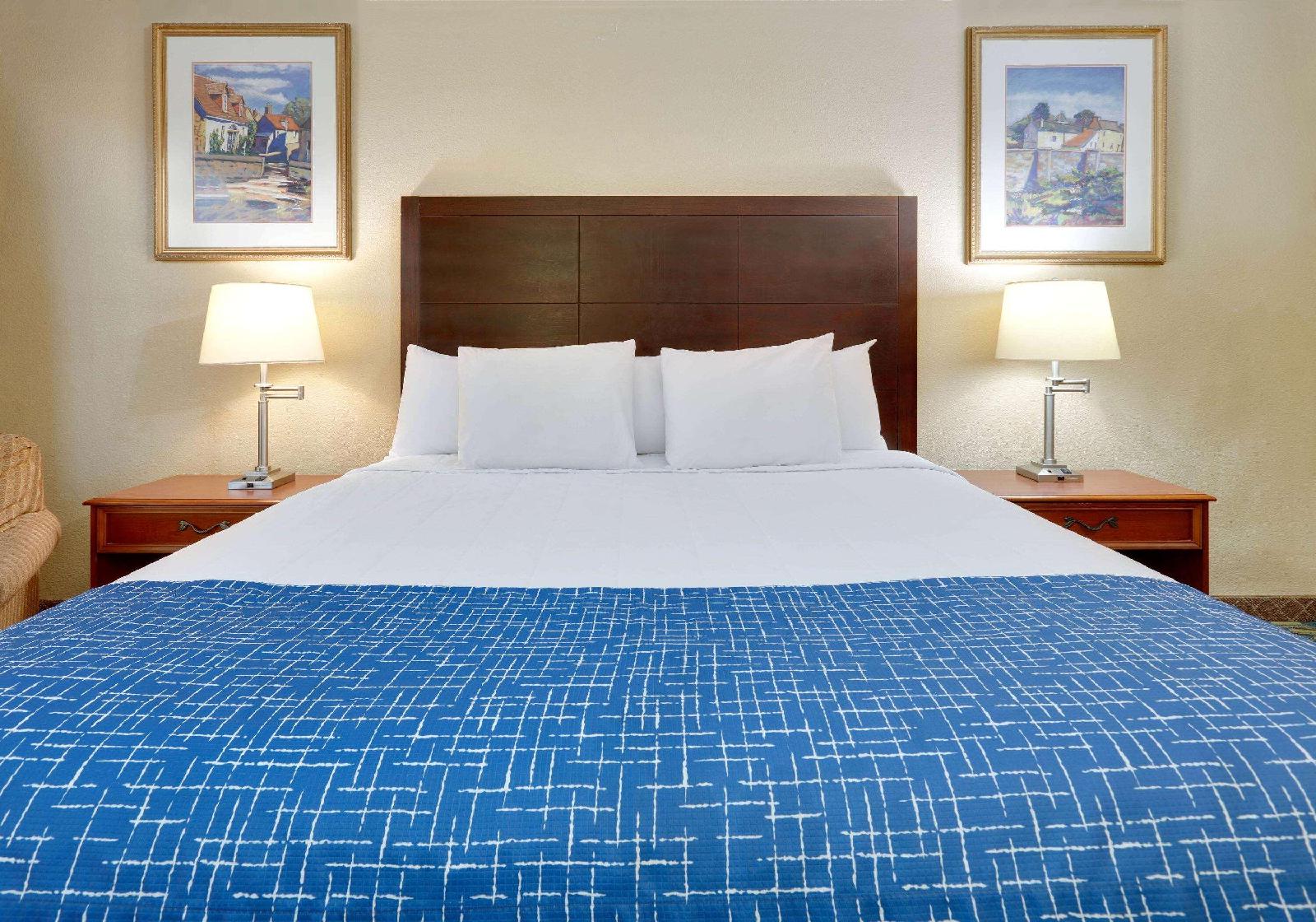 Knights Inn Texarkana