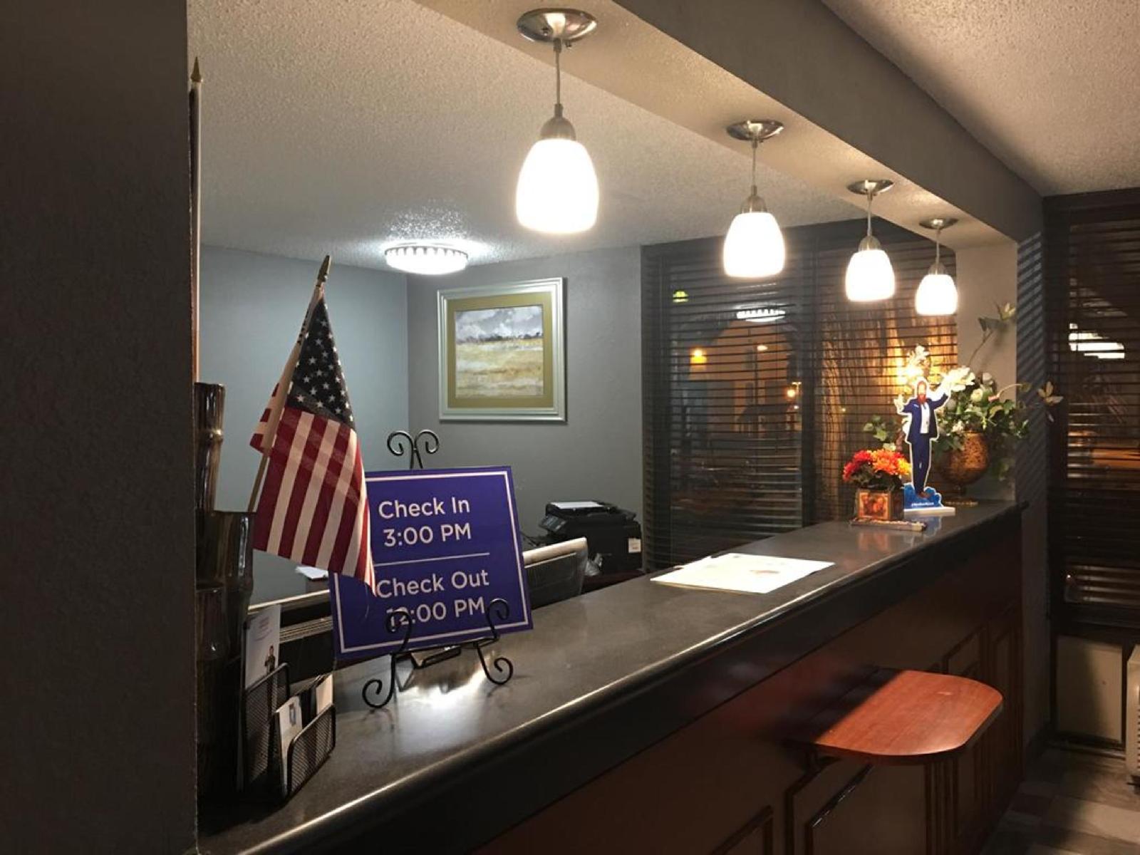 Knights Inn Texarkana