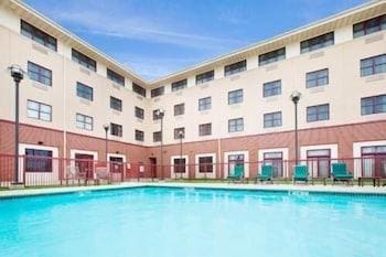Holiday Inn Express Hotel & Suites Springfield