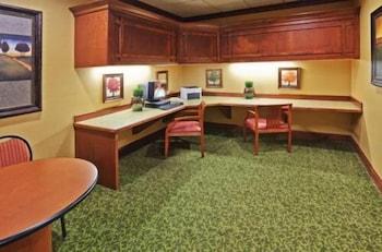Holiday Inn Express Hotel & Suites Springfield